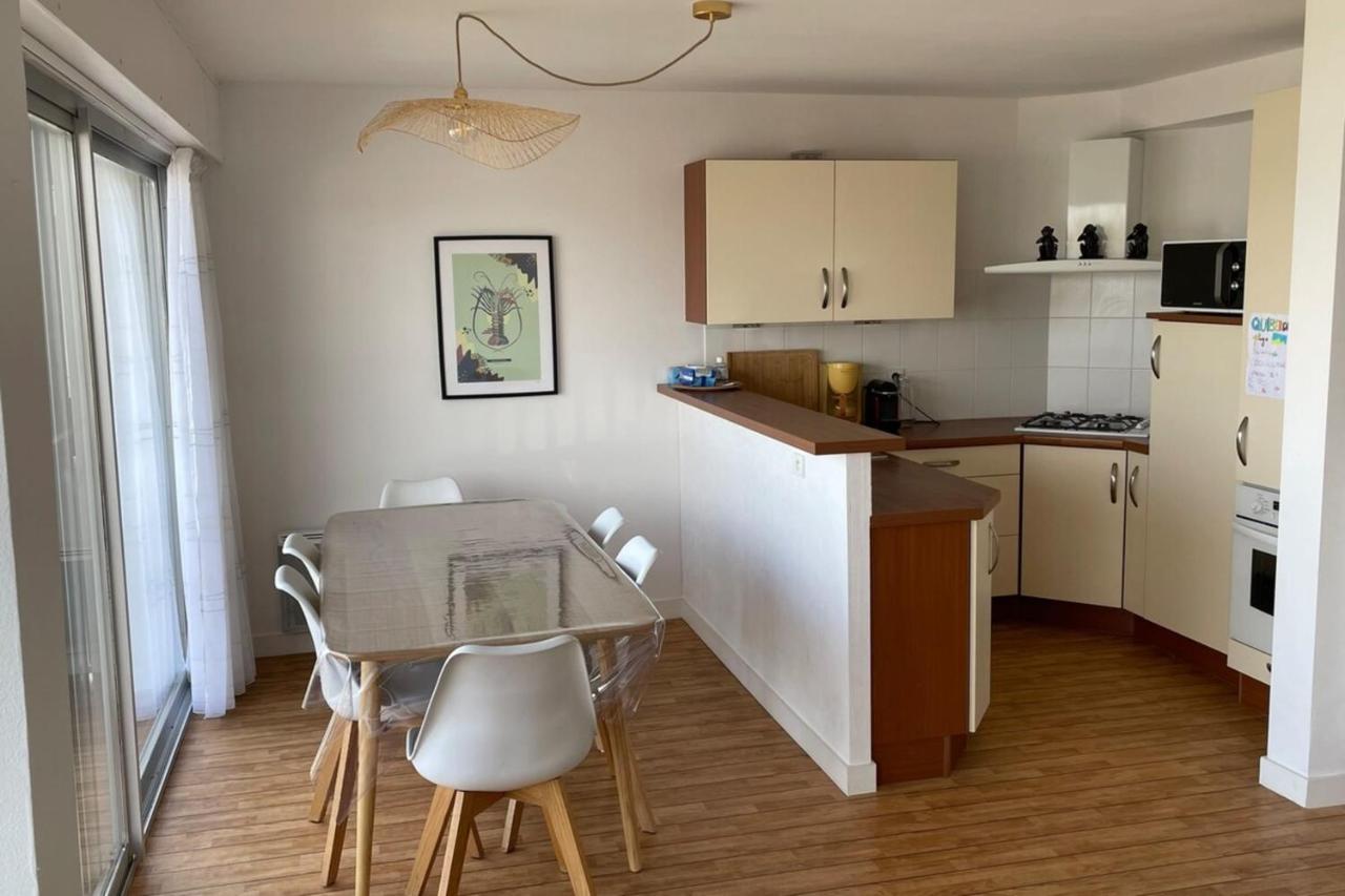 Appartement Maryland Vue Mer Port Haliguen Plage Du Porigo